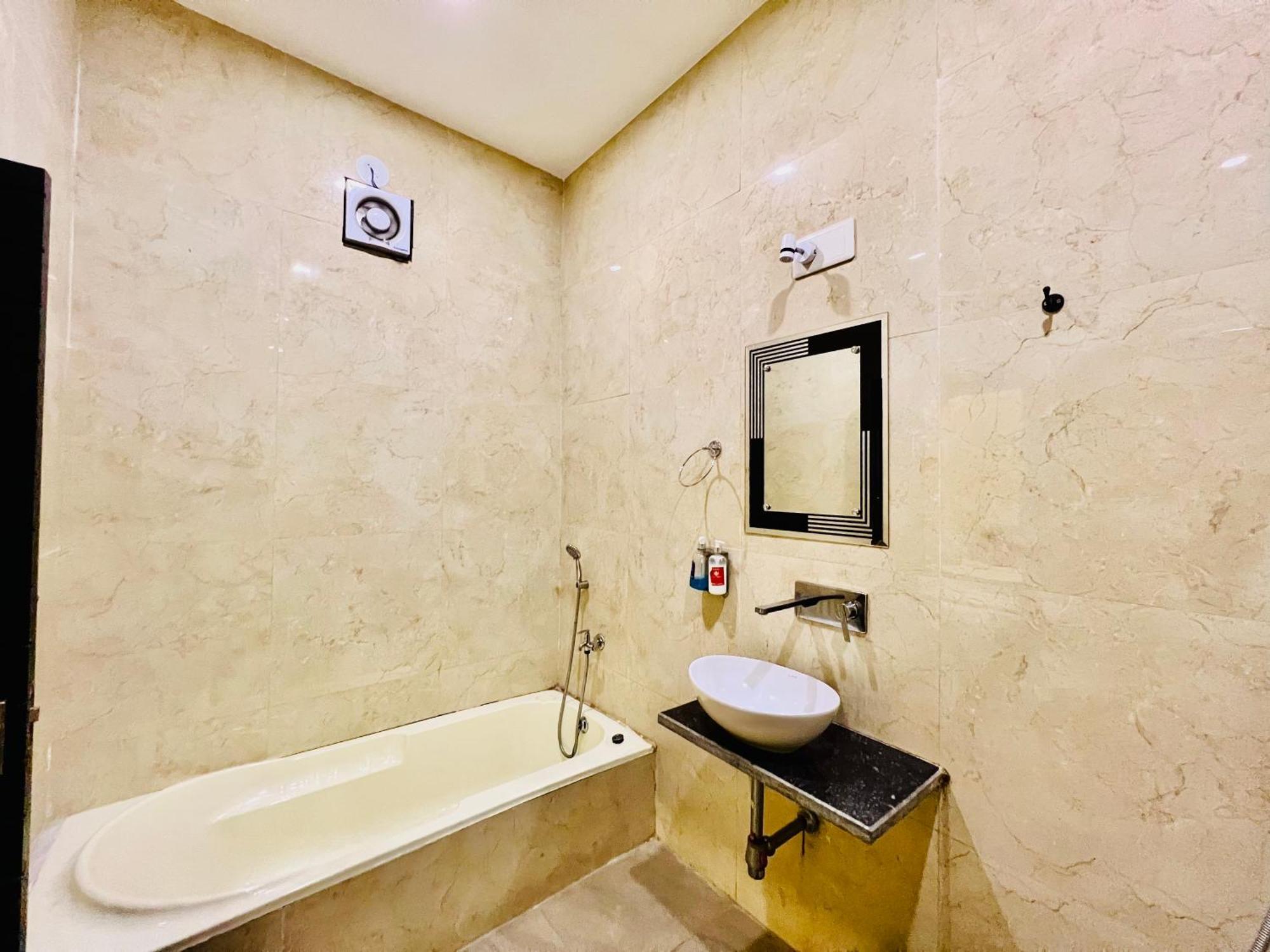 Hotel Grand Bhagwat, Udaipur Kültér fotó
