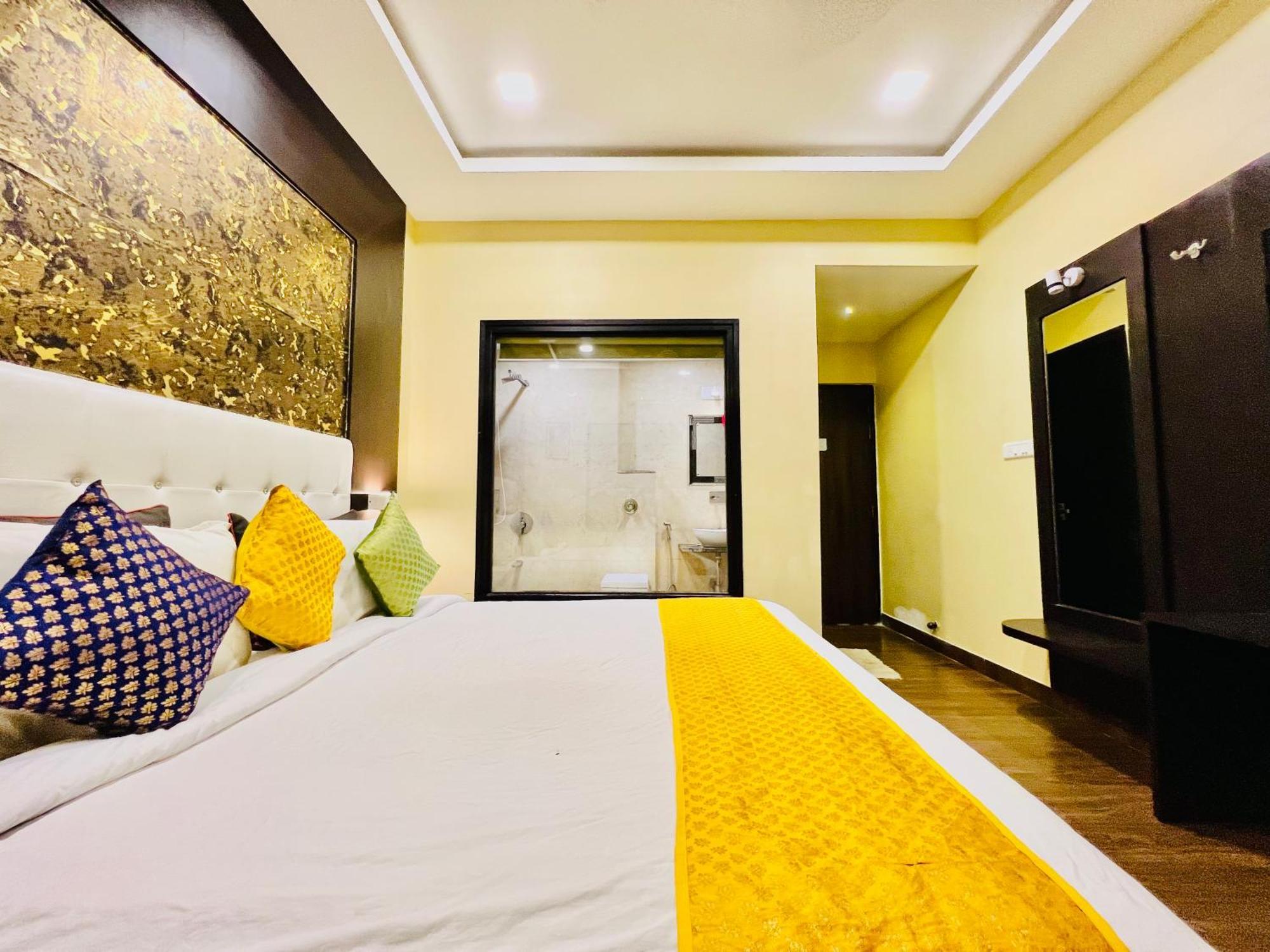 Hotel Grand Bhagwat, Udaipur Kültér fotó