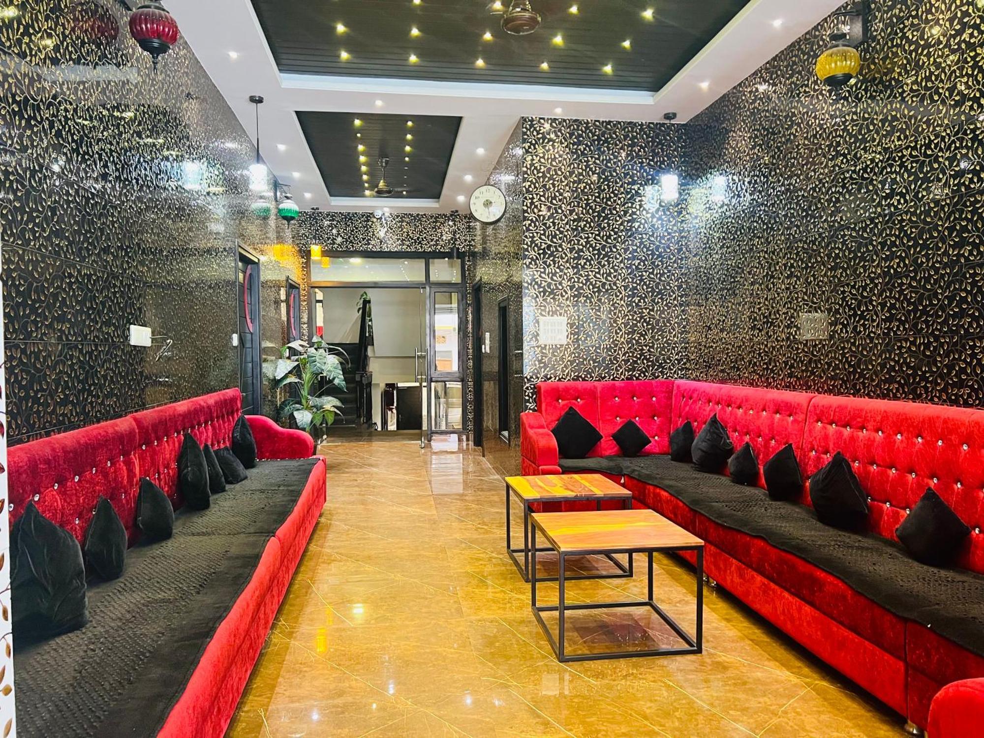 Hotel Grand Bhagwat, Udaipur Kültér fotó